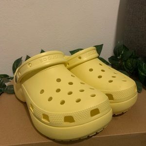 Crocs (platform) 🌱✨